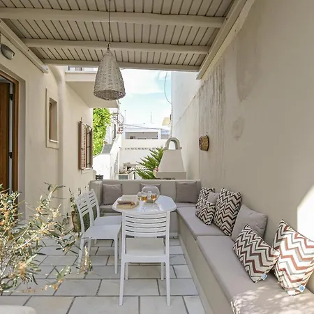 بيت للعطل Agape Naxos City