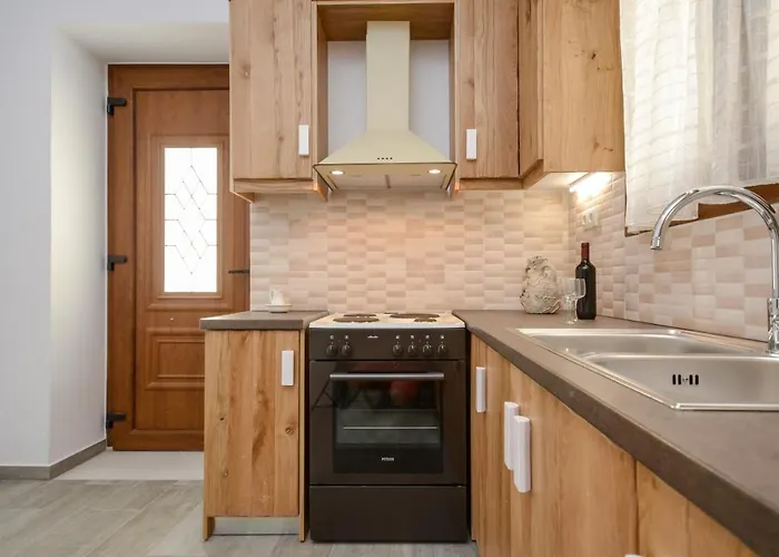 Дом отдыха Agape Naxos City